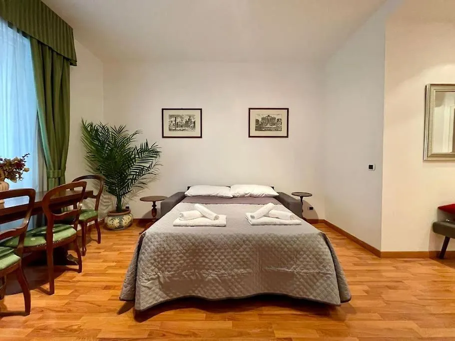 Interno 3 - Vatican Apartment Řím